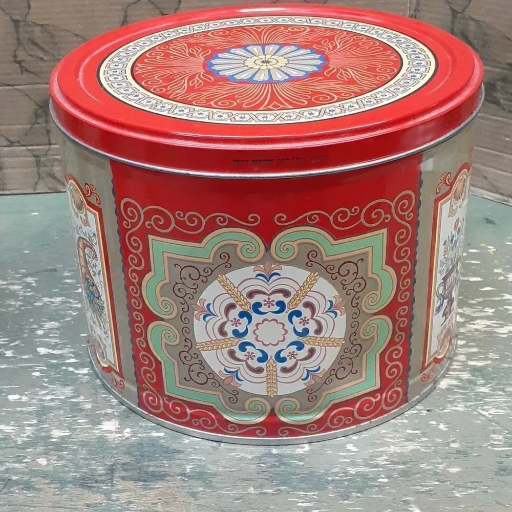 ‎Bundle of 3 beautiful floral collectors tins.